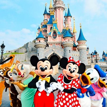 Apartment 2 Bedroomed Near Disneyland Paris With Garden Parking At Serris Eksteriør billede
