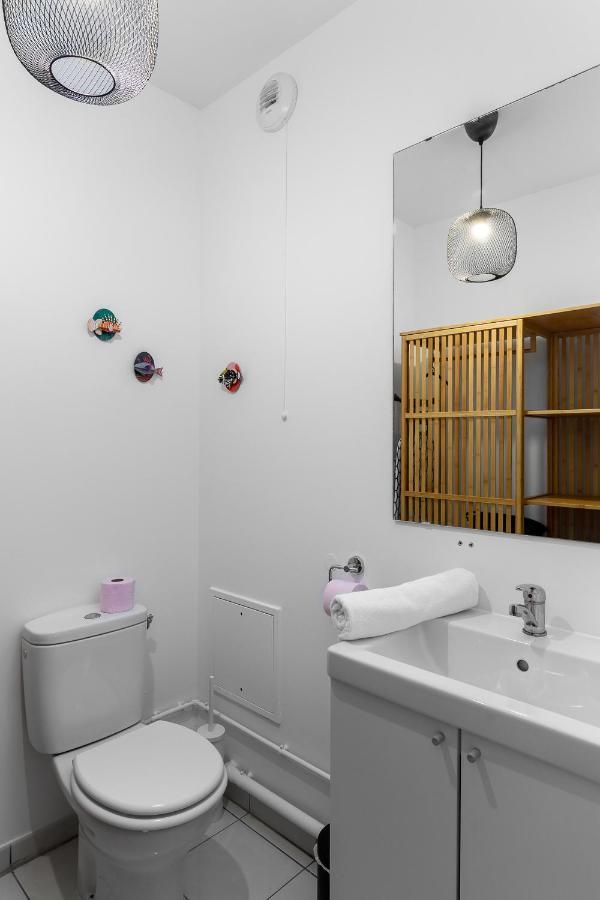 Apartment 2 Bedroomed Near Disneyland Paris With Garden Parking At Serris Eksteriør billede