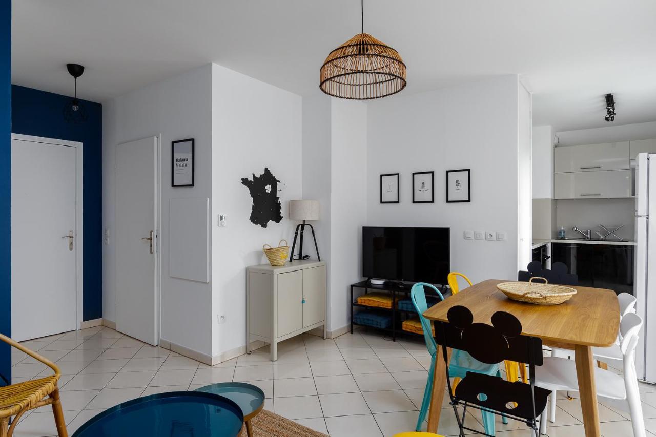 Apartment 2 Bedroomed Near Disneyland Paris With Garden Parking At Serris Eksteriør billede